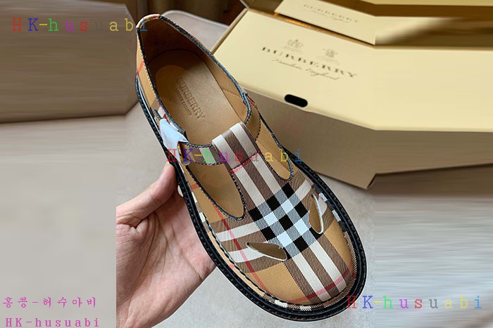 NEW 버버리 신발 신상 BB 3580235