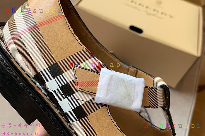 NEW 버버리 신발 신상 BB 3580235