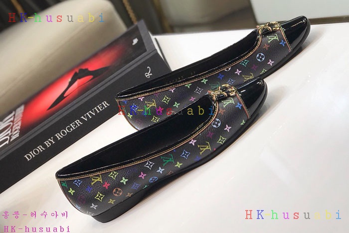 NEW 루이비통 신발 신상 LV 9452570