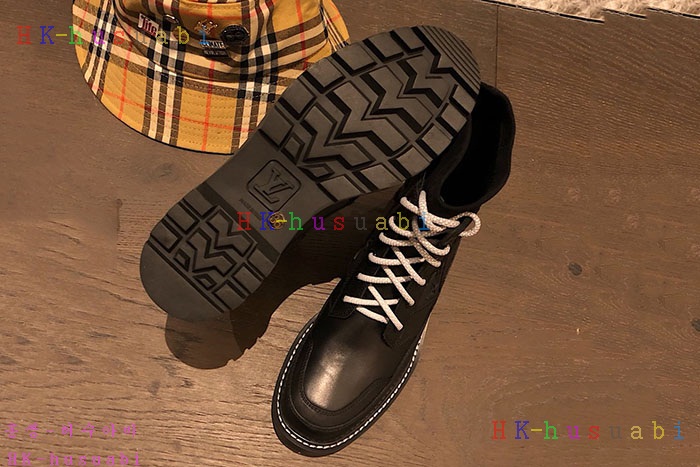 NEW 루이비통 신발 신상 LV 9452604