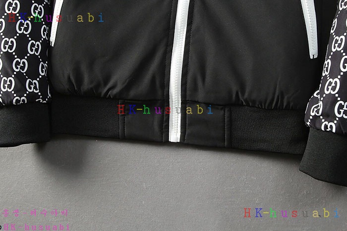 NEW 구찌 패딩 신상 GU  2855057