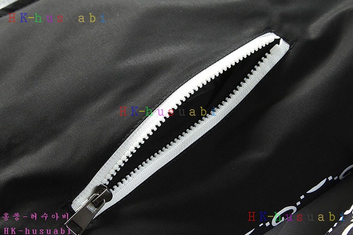 NEW 구찌 패딩 신상 GU  2855057