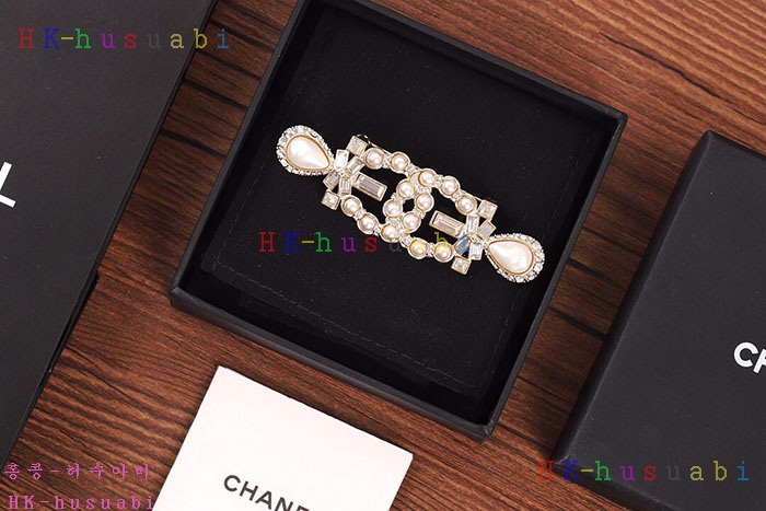 NEW 샤넬 브로치 신상 CH 4017776