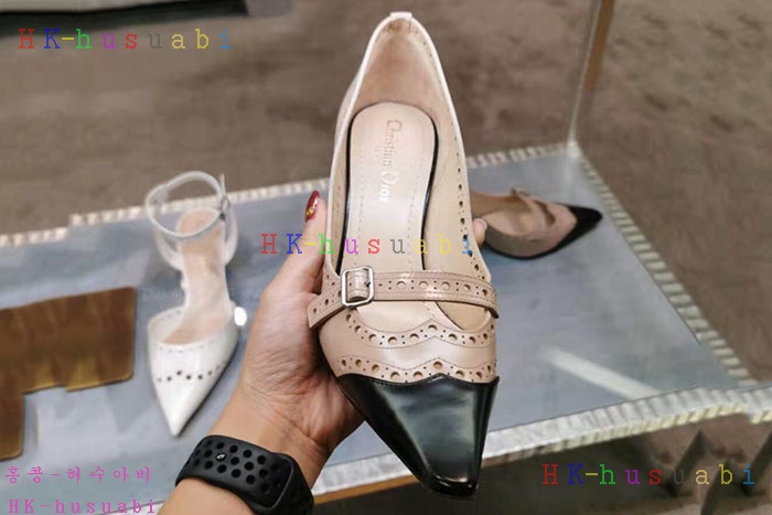 NEW 디올 신발 신상 DR 755403