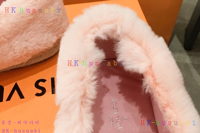 NEW 루이비통 신발 신상 L 1244431