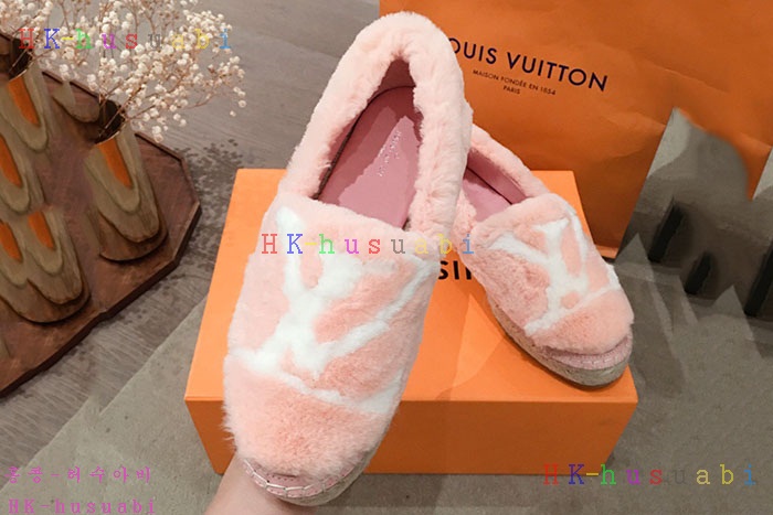 NEW 루이비통 신발 신상 L 1244431