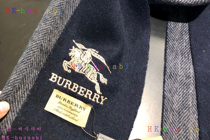 NEW 버버리 스카프 신상 B5475555