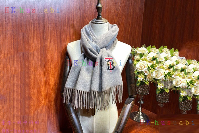 NEW 버버리 스카프 신상 B5475560