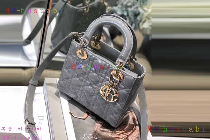 ★미러급★ 디올 레이디백 DR 953321