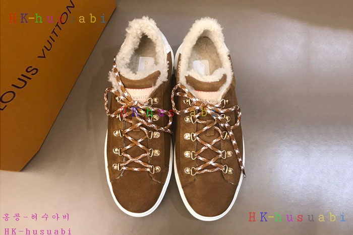 NEW 루이비통 신발 신상 LV 4572224