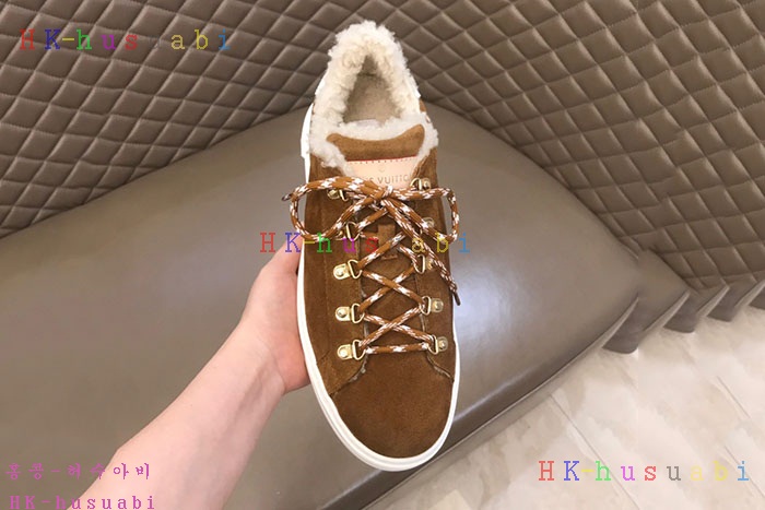 NEW 루이비통 신발 신상 LV 4572224