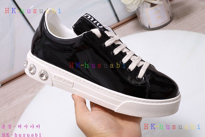 NEW 미우미우 신발 신상 M 758883