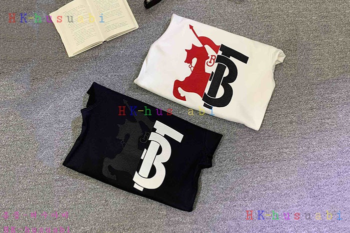 NEW 버버리 맨투맨 신상 BB 672554