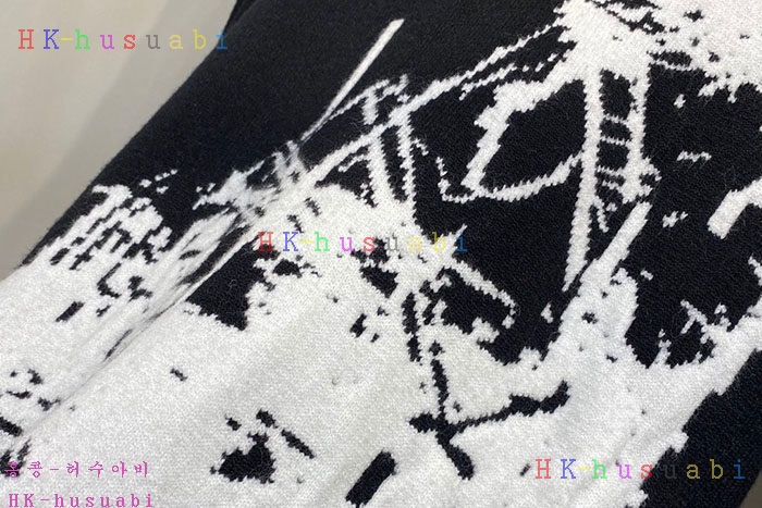NEW 오프화이트 니트 신상 OF 876665