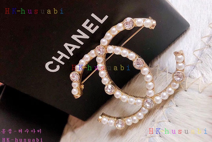 NEW 샤넬 브로치 신상 CH 4018920