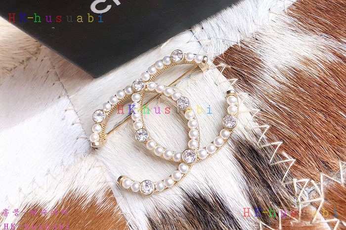 NEW 샤넬 브로치 신상 CH 4018920