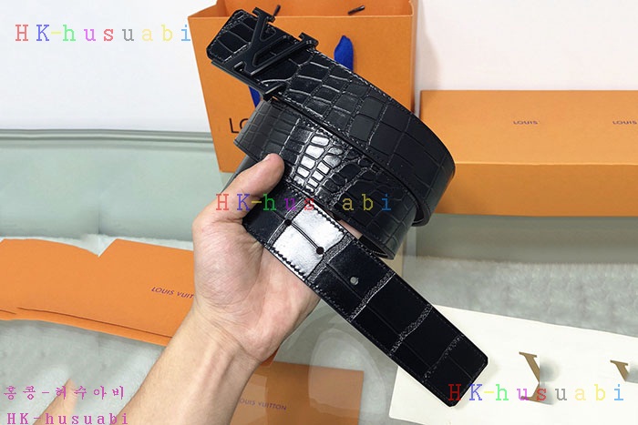NEW 루이비통 벨트 신상 LV 672800
