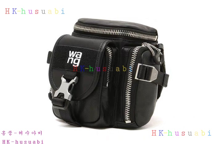 ★미러급★알렉산더왕 서플러스 레더 카메라백  W 3172220