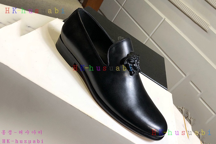 NEW 베르사체 신발 신상  V4235004
