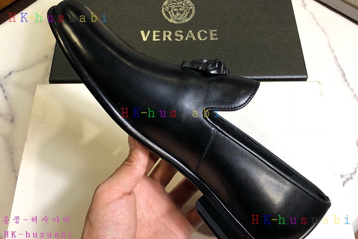 NEW 베르사체 신발 신상  V4235004