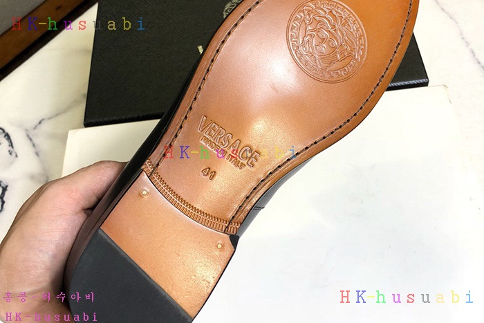 NEW 베르사체 신발 신상  V4235004