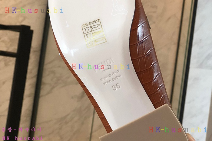 NEW 펜디 여성용 신발 FD 3255022