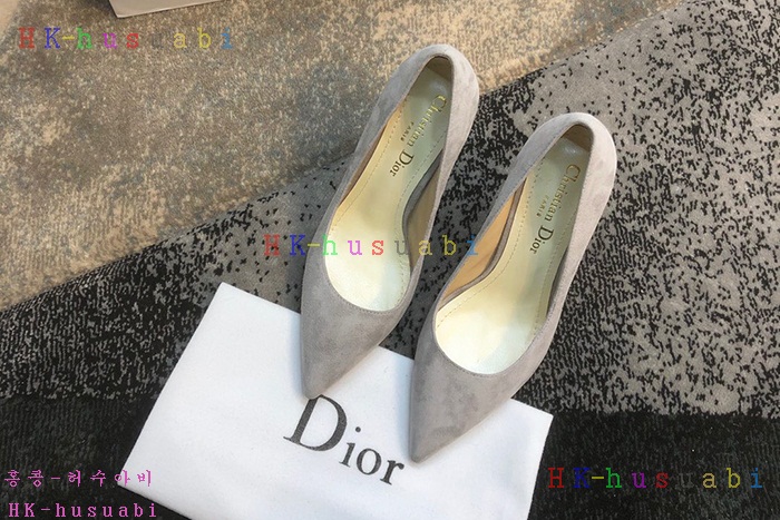 NEW 디올 신발 신상 DR 735517