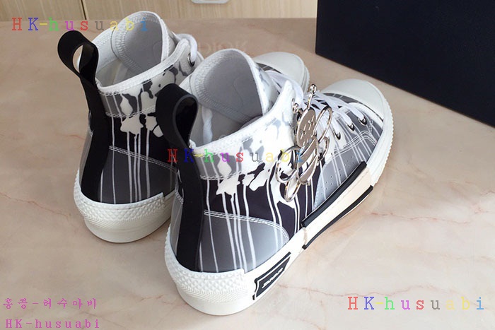 NEW 디올 신발 신상 DR 592405
