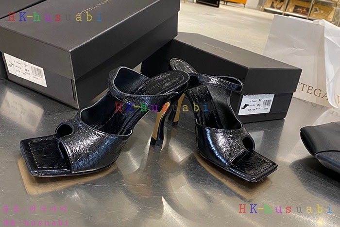 NEW 보테가베네타 신발 신상 BV 557556