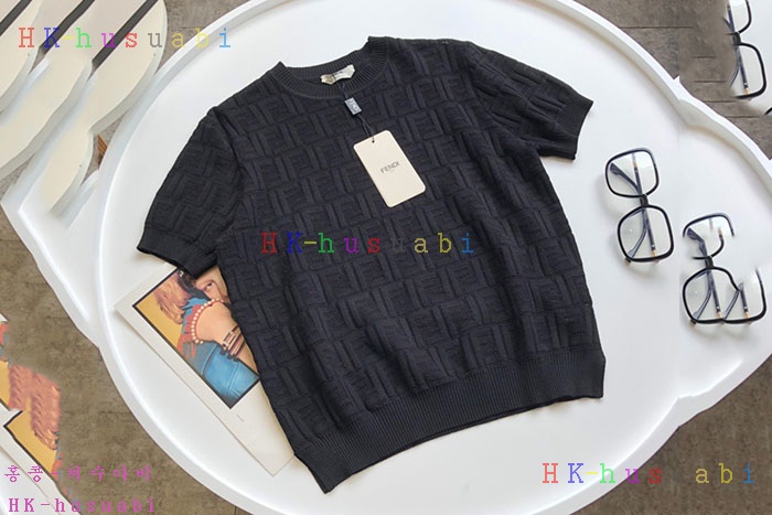 NEW 펜디 반팔티 신상 FD 417114