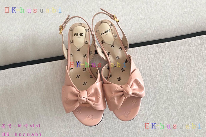 NEW 펜디 신발 신상 FD 7288500