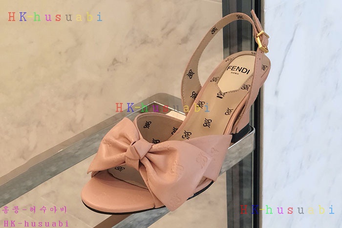 NEW 펜디 신발 신상 FD 7288500