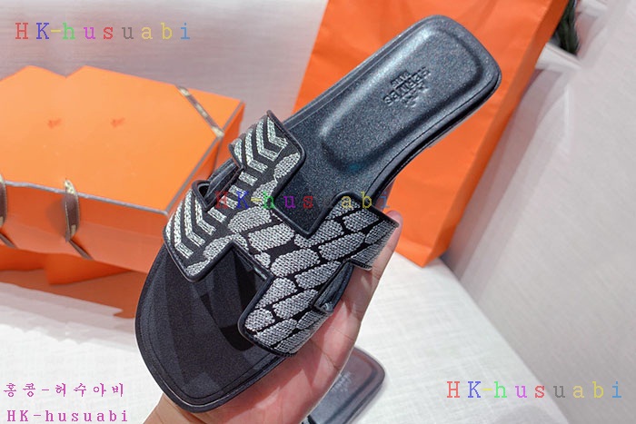 NEW 에르메스 신발 신상 H 4253327