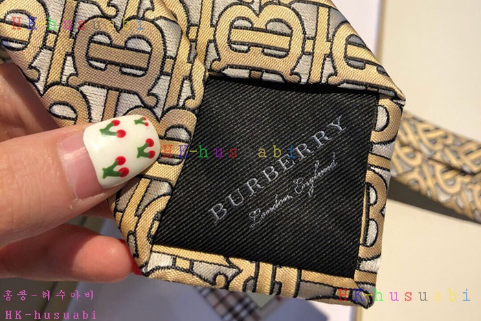 NEW 버버리 넥타이 신상 B 71401108