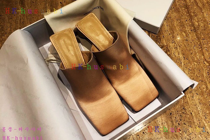 NEW 발렌시아가 신발 신상 B 111475