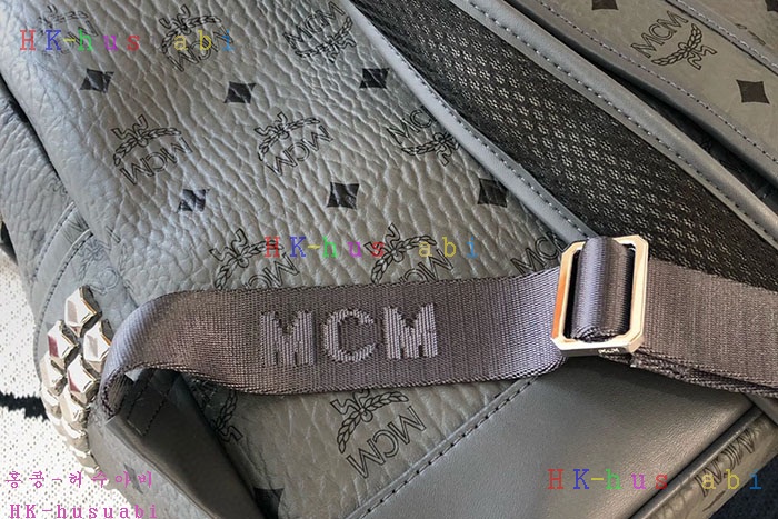 NEW 엠씨엠 백팩 신상 M 222411