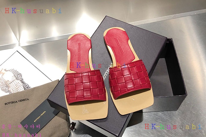 NEW 보테가베네타 신발 신상 BV 443352１