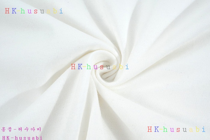 NEW 발렌시아가 반팔티 신상 B 345584