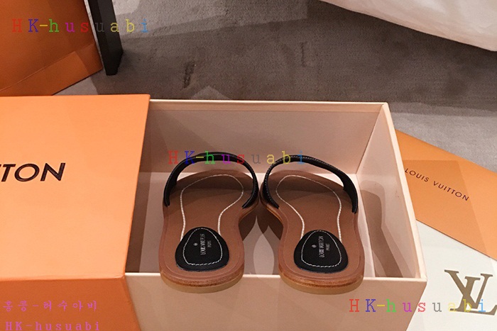 NEW 루이비통 신발 신상 LV 235026