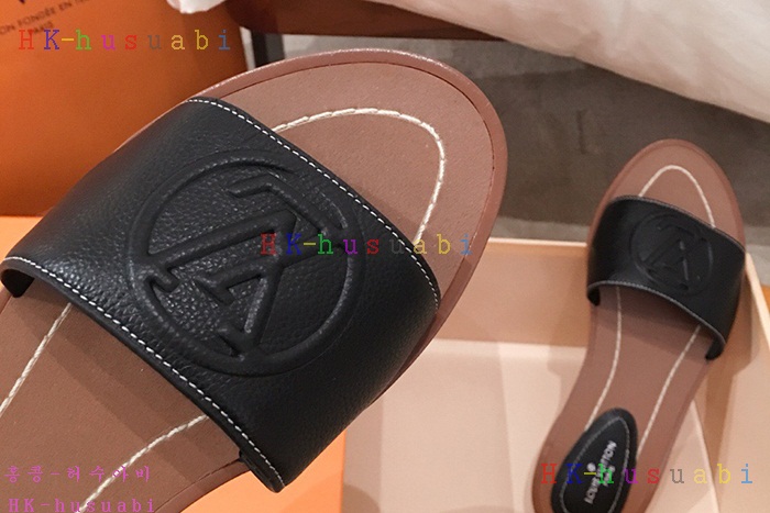NEW 루이비통 신발 신상 LV 235026