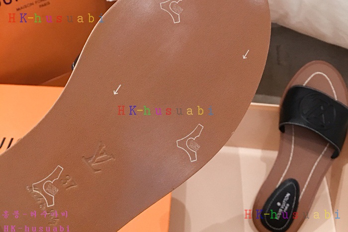 NEW 루이비통 신발 신상 LV 235026