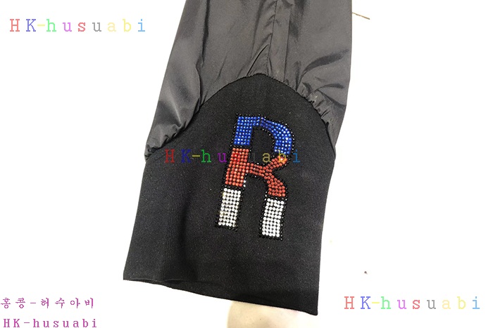 NEW 프라다 바지 신상 P 332505
