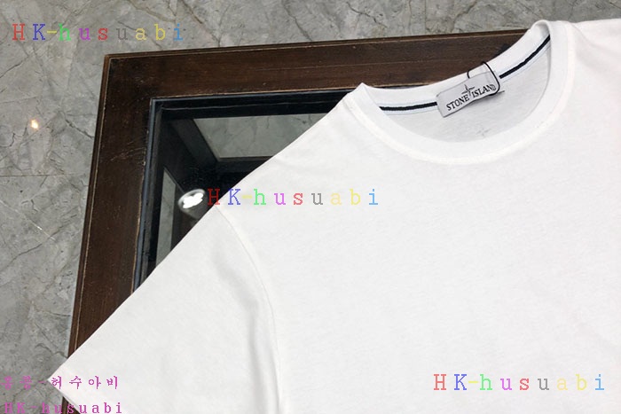 NEW 스톤아일랜드 반팔티 신상 ST 124011