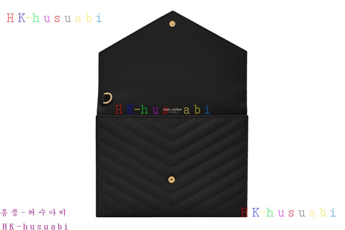 ★미러급★ 입생로랑 퀼트 처리된 그랑 드 뿌드르 엠보스드 가죽 소재의 MONOGRAM 클러치 617662-2