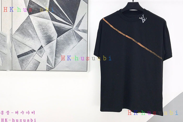 NEW 루이비통 반팔티 신상 LV  427710