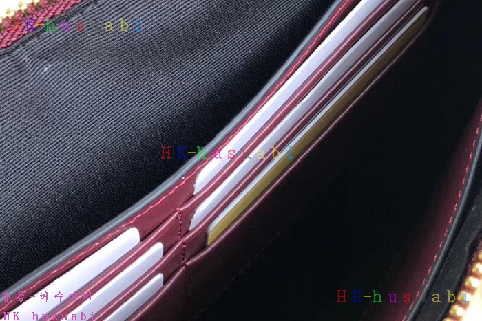 NEW 버버리 가죽 클러치  BB 299667
