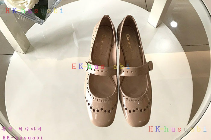 NEW 디올 신발 신상 DR 5822502