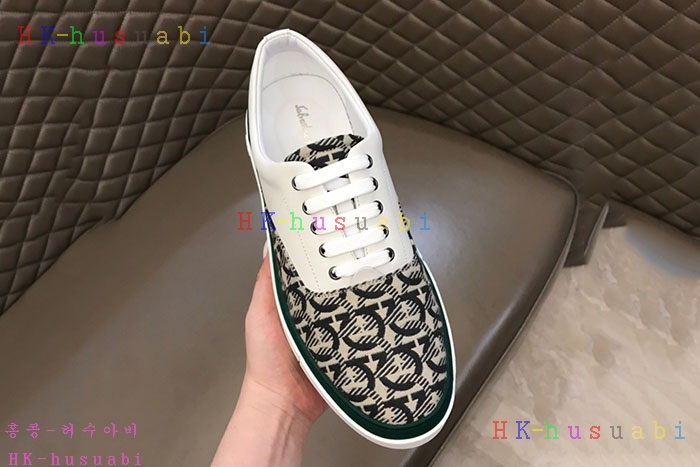 NEW 페라가모 스니커즈 신상 F5733321