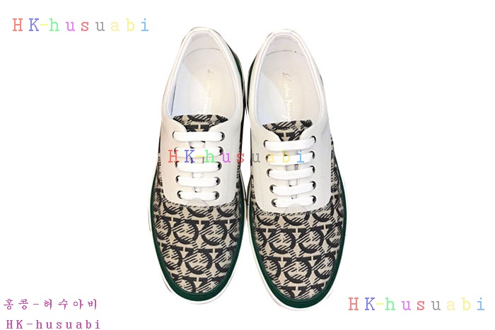 NEW 페라가모 스니커즈 신상 F5733321