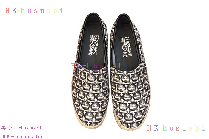 NEW 페라가모 에스파듀 신상 F5733320